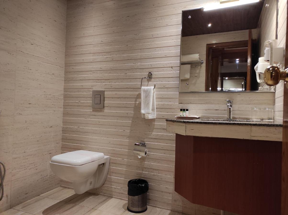 Aaroham The Watergate Hotel Бхімтал Екстер'єр фото